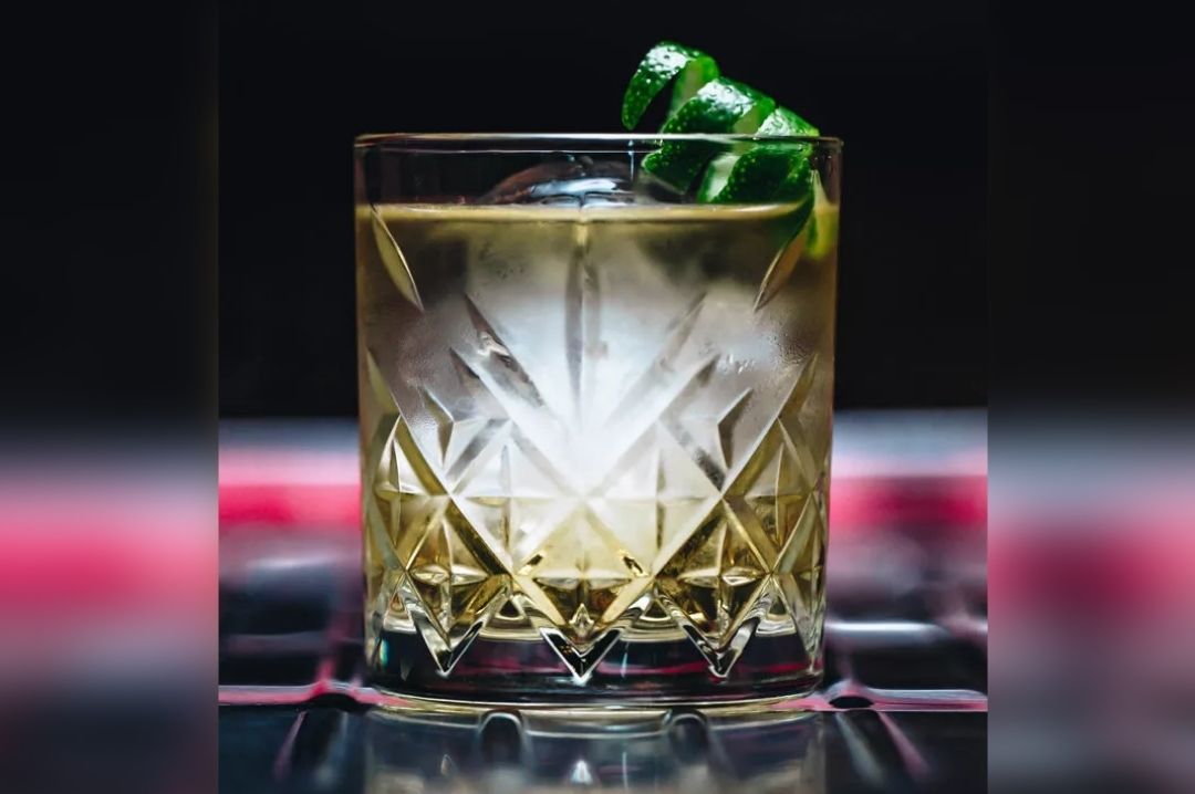 The Kylo Rye Cocktail kylo_rye_cocktail