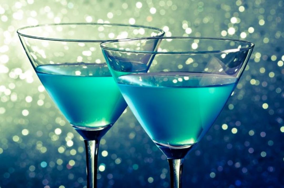 The Lightsaber Cocktail lightsaber_cocktail